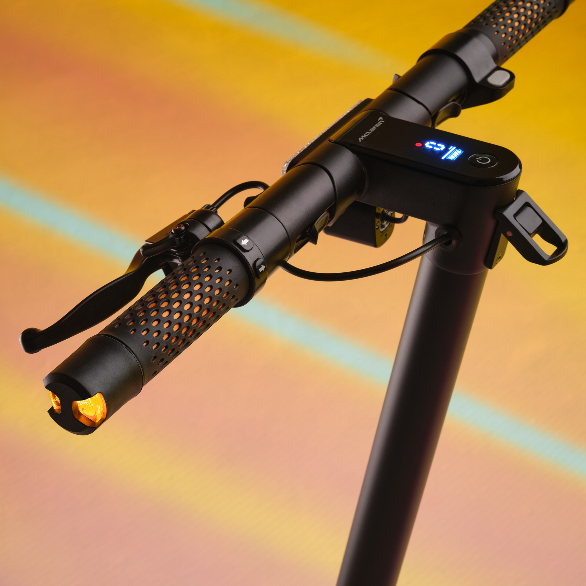 PURE McLaren Sonderedition Schwarz - B-Ware PURE McLaren Sonderedition Schwarz - B-Ware, Elektrisches Gerät, Mikrophon, Rauchrohr