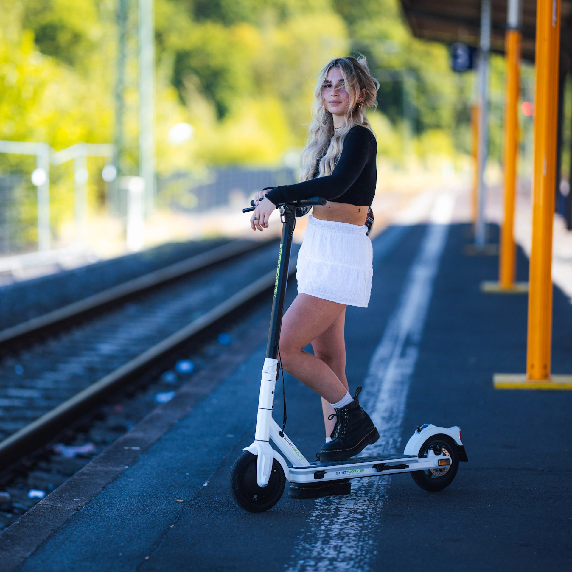 E-Scooter STREETBOOSTER One weiß