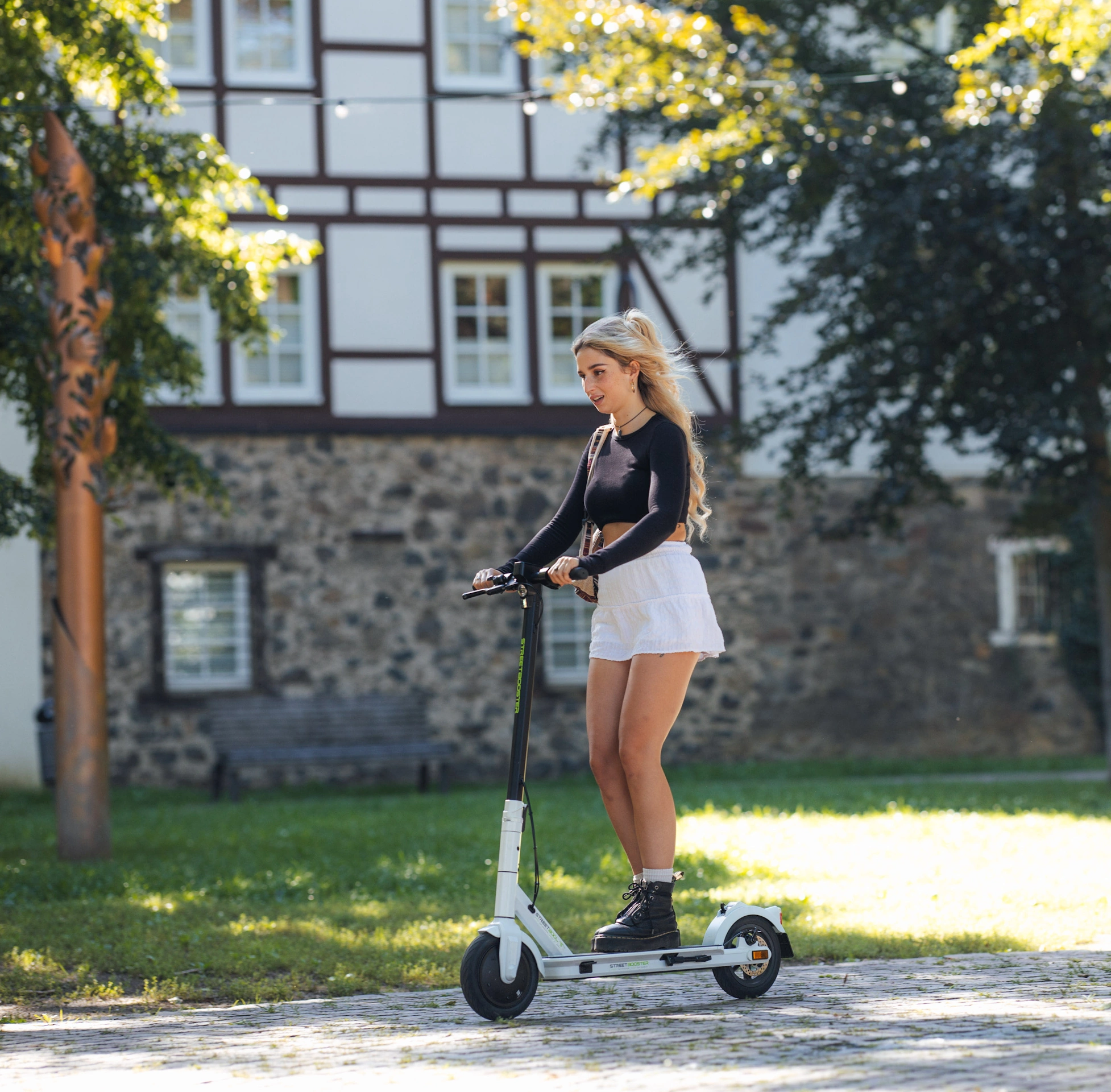 E-Scooter STREETBOOSTER One weiß