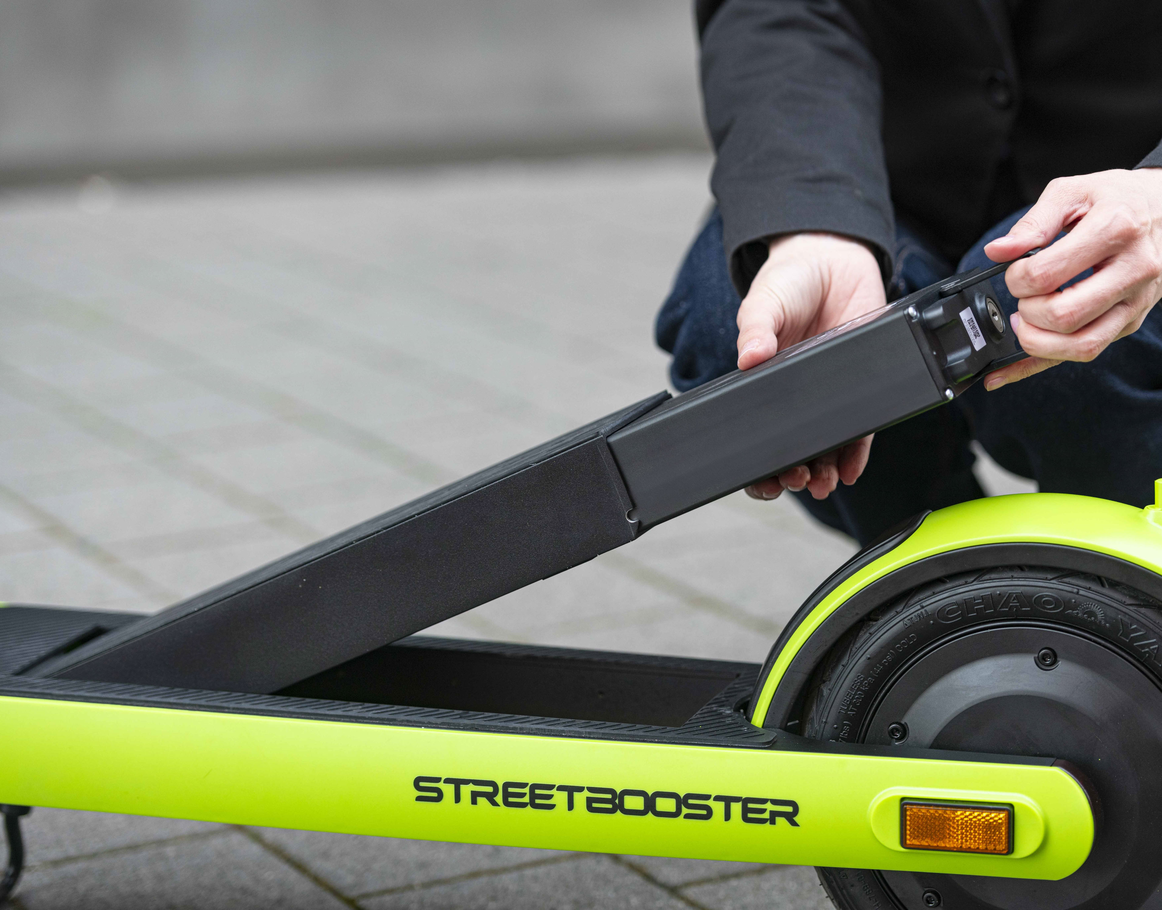 STREETBOOSTER Sirius mattschwarz STREETBOOSTER Sirius mattschwarz, E-Scooter, Transport, Fahrzeug, Maschine, Rad