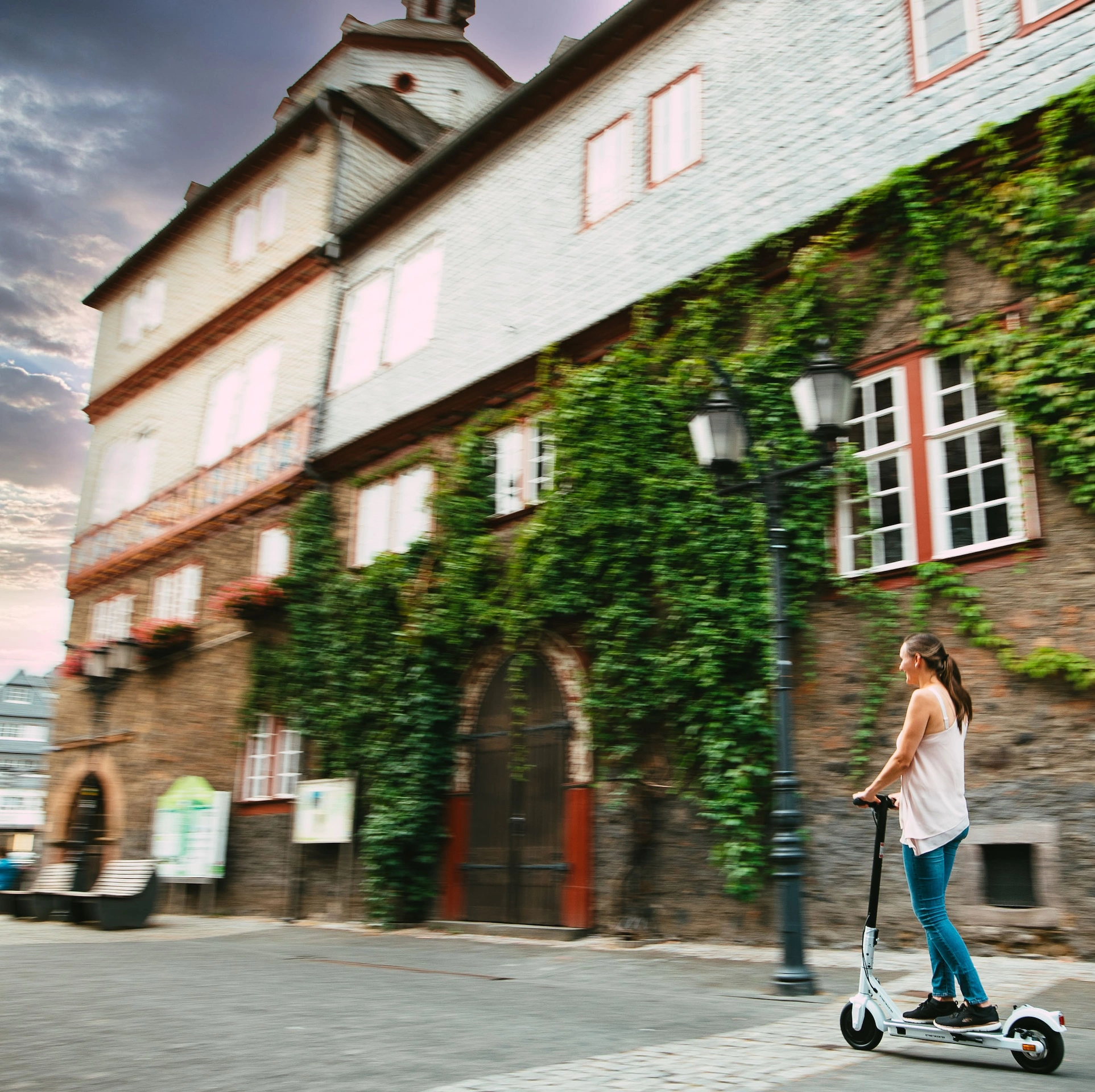 E-Scooter STREETBOOSTER One weiß